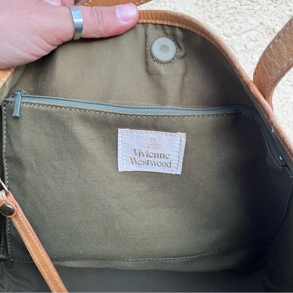 Vivienne Westwood 90’s Psuedo Print “Bunny” Woven Ratten Pattern Tote Bag - Picture 5 of 10